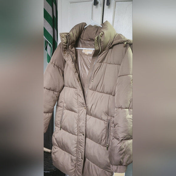 Womens Med MK down puffer coat brandnew with tags - Picture 4 of 9